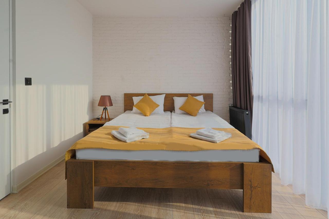 Welcome Republic Square Apartments Yerevan Exterior photo