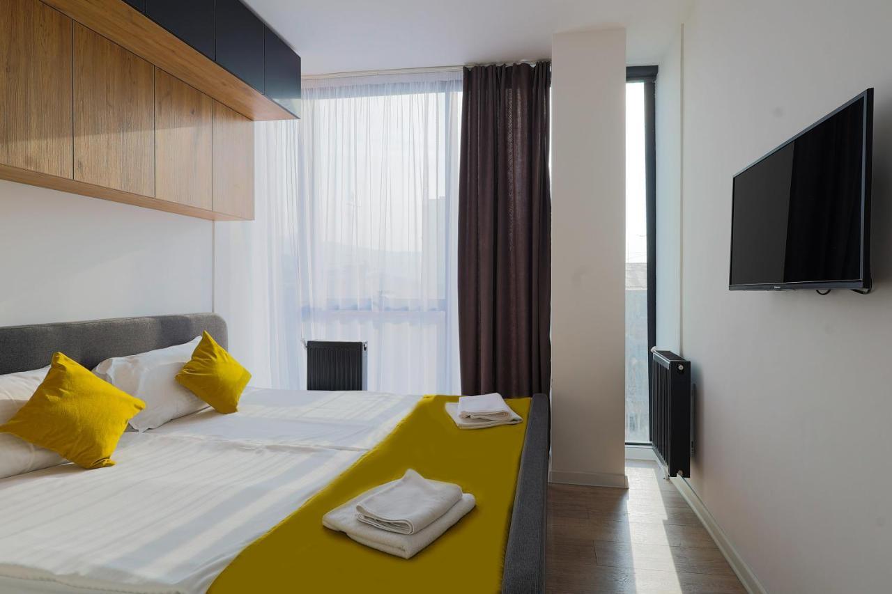 Welcome Republic Square Apartments Yerevan Exterior photo
