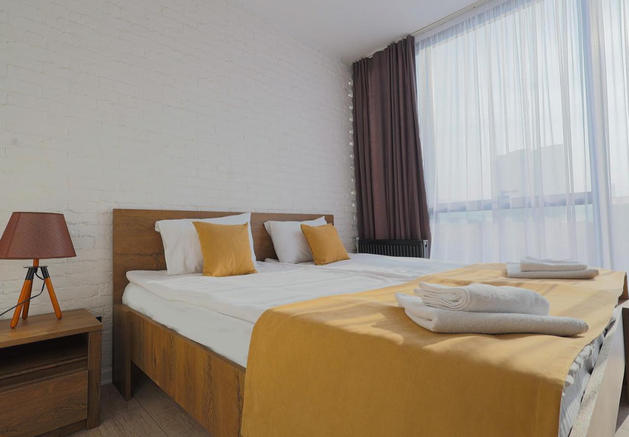 Welcome Republic Square Apartments Yerevan Exterior photo